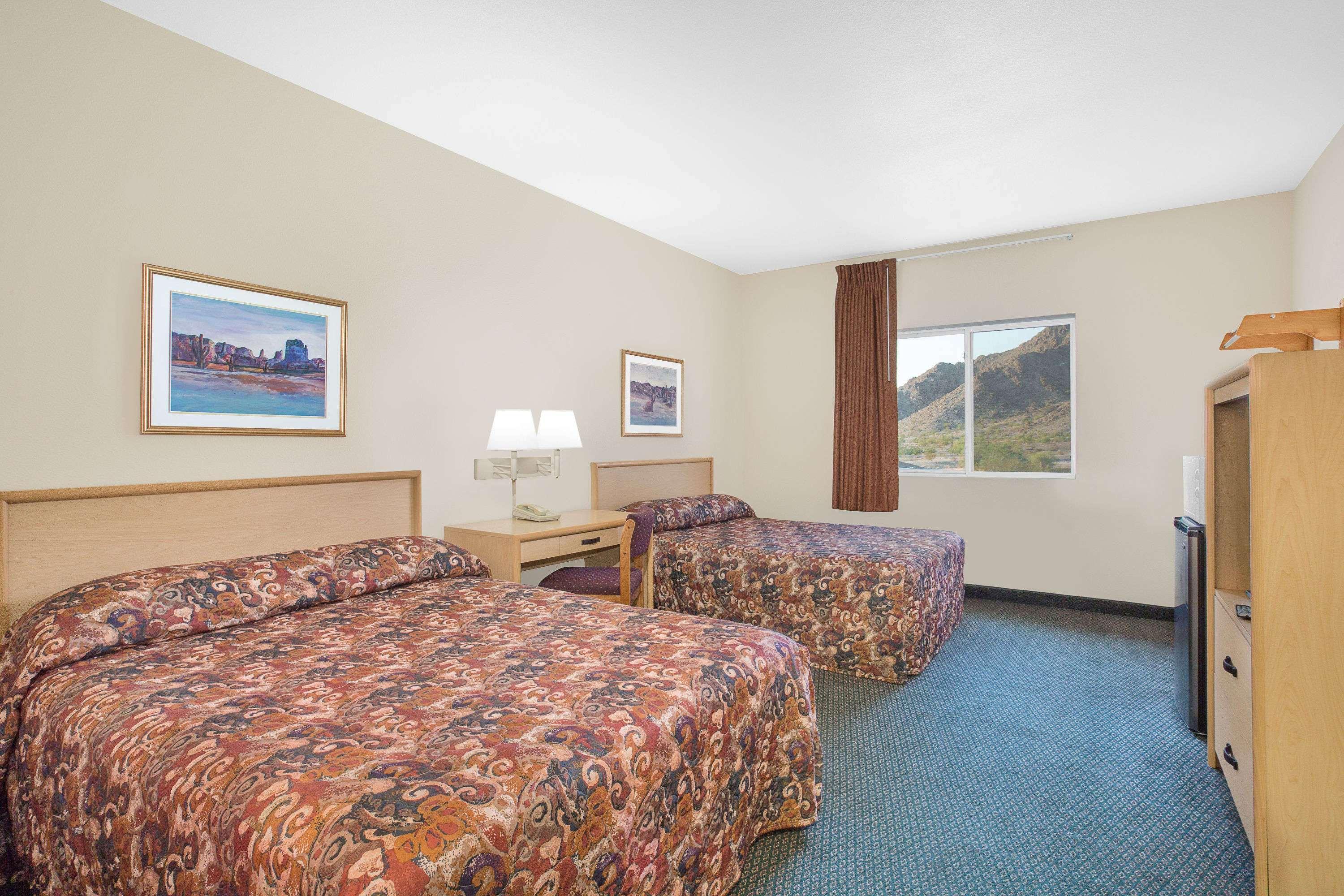 Super 8 By Wyndham Quartzsite Az Hotel Ngoại thất bức ảnh
