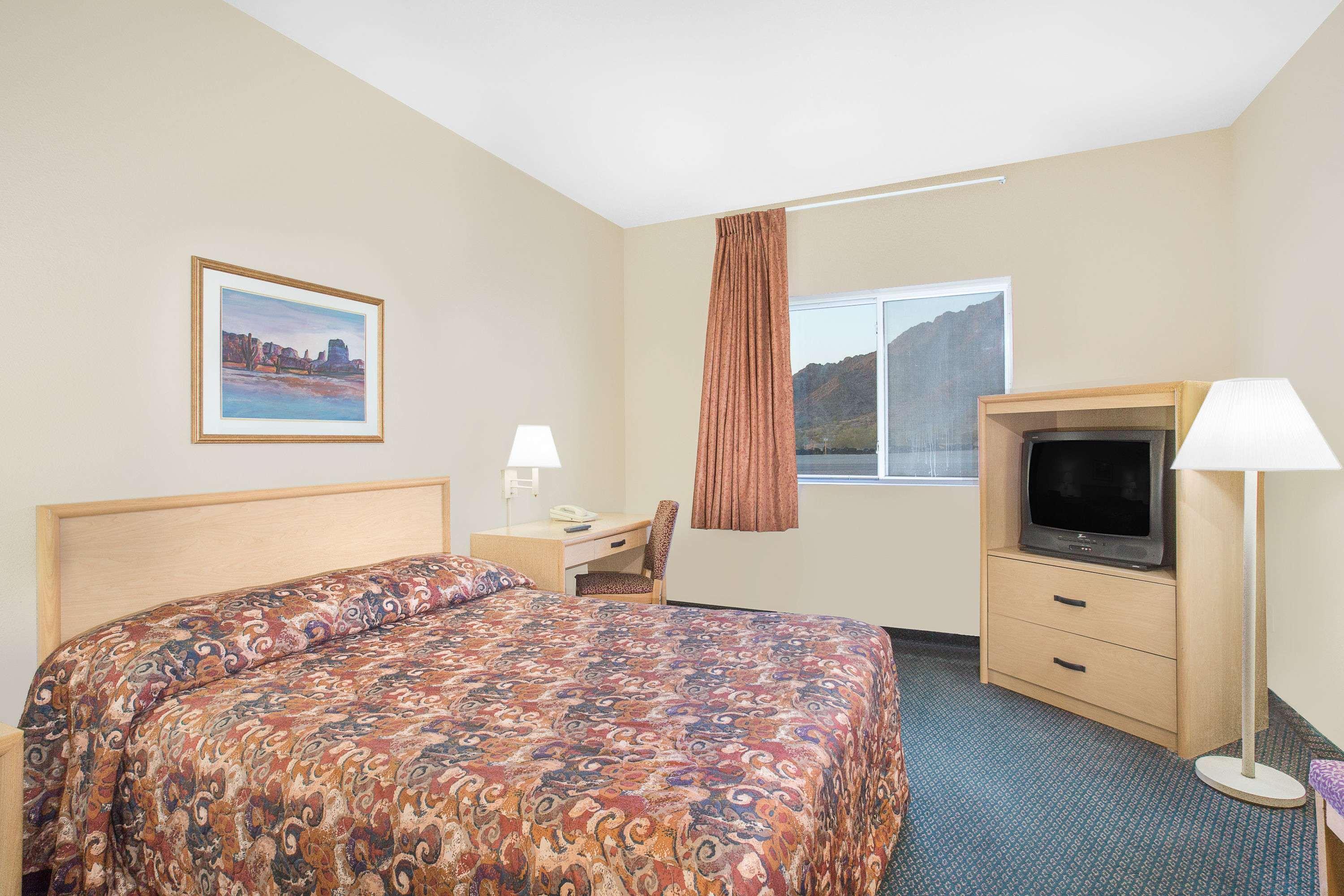 Super 8 By Wyndham Quartzsite Az Hotel Ngoại thất bức ảnh