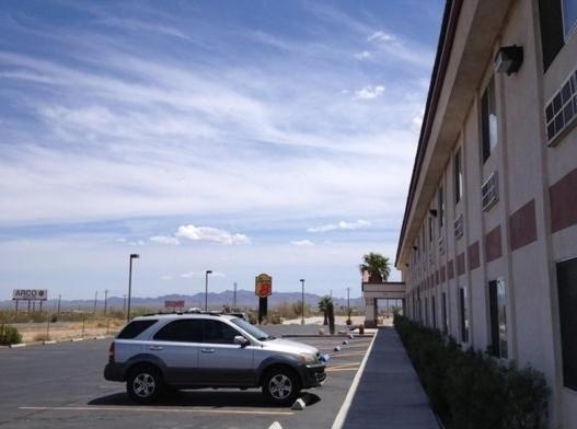 Super 8 By Wyndham Quartzsite Az Hotel Ngoại thất bức ảnh