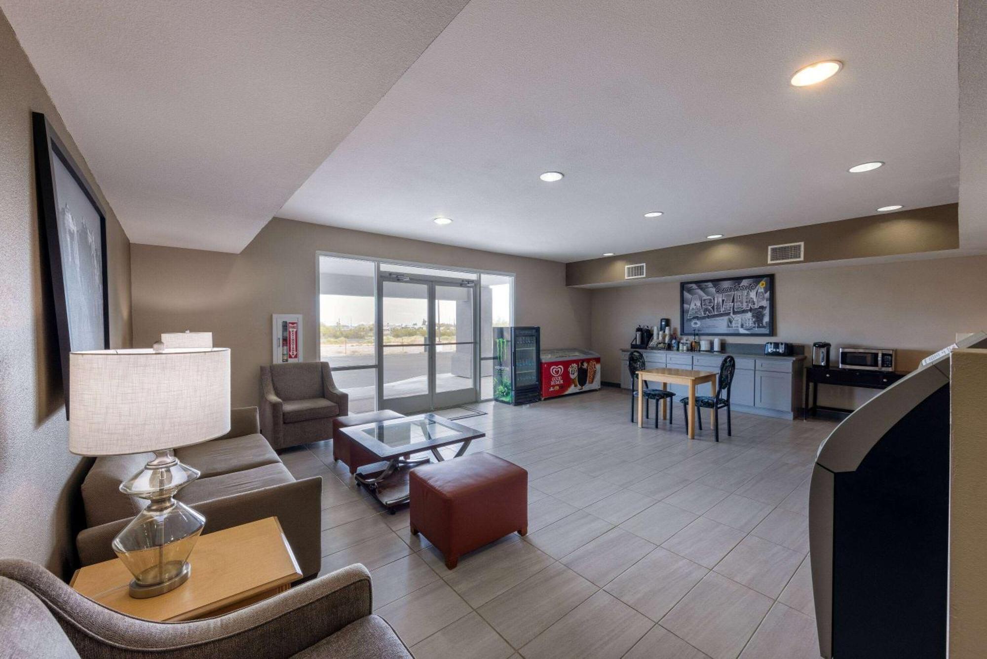 Super 8 By Wyndham Quartzsite Az Hotel Ngoại thất bức ảnh